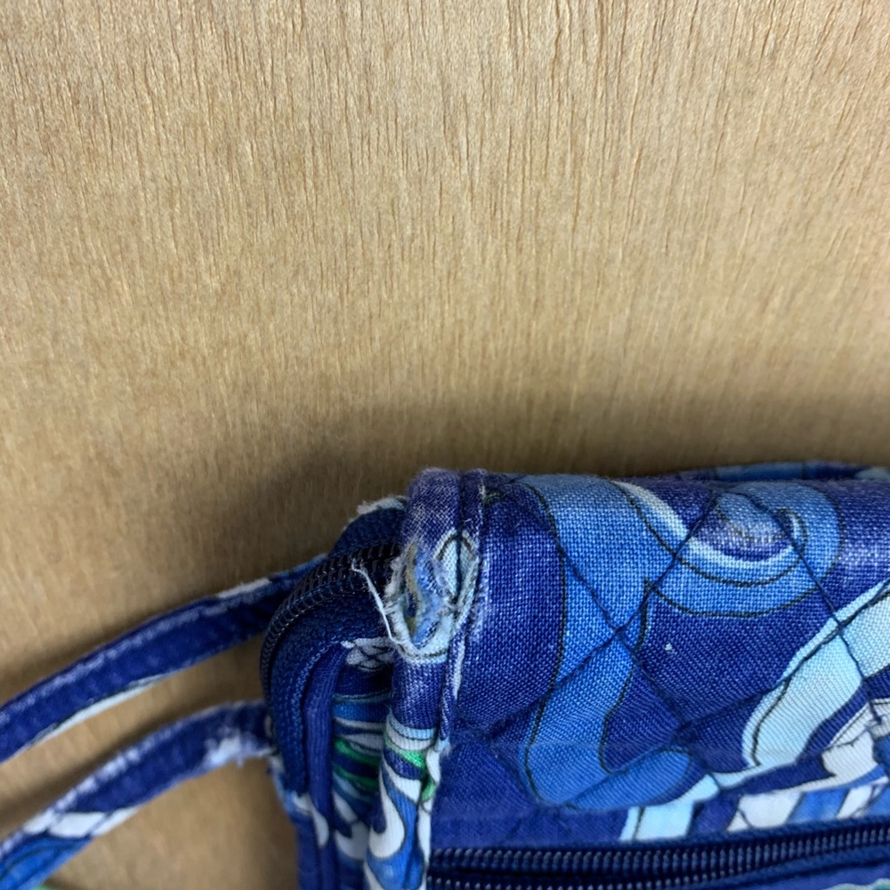 Vera Bradley "Mediterranian Blue" Cross Body Bag - Picture 2 of 11